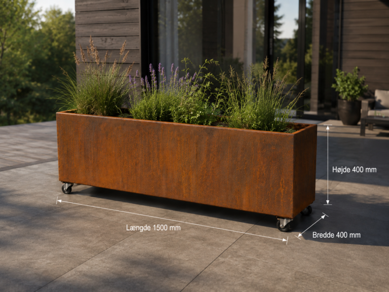 Rusten plantekasse i stål på hjul, 1500 x 400 x 400 mm, med grønne planter på terrasse